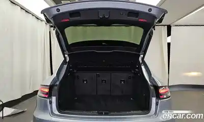 Porsche Macan 2019 2.0 Автомат в Москве № 197197, миниатюра 8