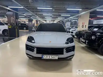 Porsche Cayenne 2024 3.0 Автомат в Москве № 197226, миниатюра 3