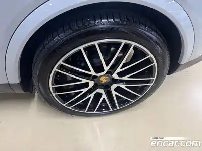 Porsche Cayenne 2024 3.0 Автомат в Москве № 197226, миниатюра 5