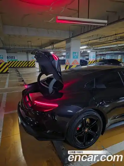 Porsche Taycan 2026 1.0 Автомат в Москве № 197714, миниатюра 2