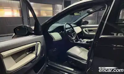 Land Rover Discovery Sport 2025 2.0 Автомат в Москве № 198040, миниатюра 6