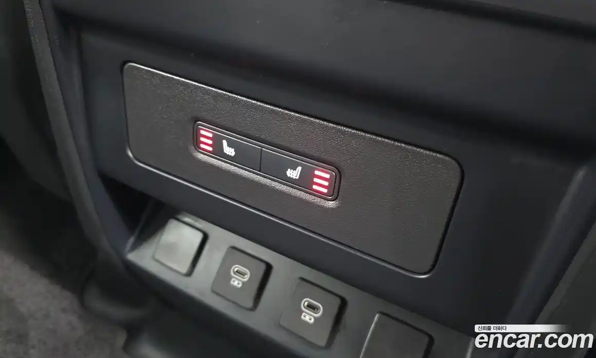 Land Rover Defender 2025 2.0 Автомат в Москве № 198077, фото 6