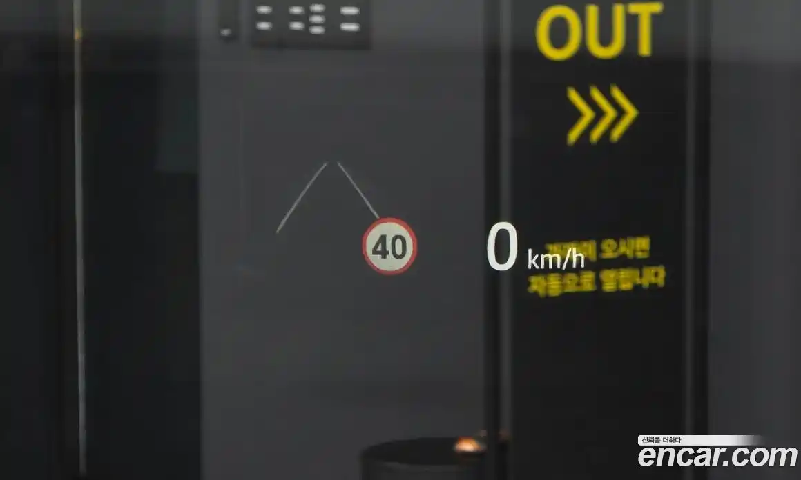 Land Rover Defender 2025 2.0 Автомат в Москве № 198077, фото 8