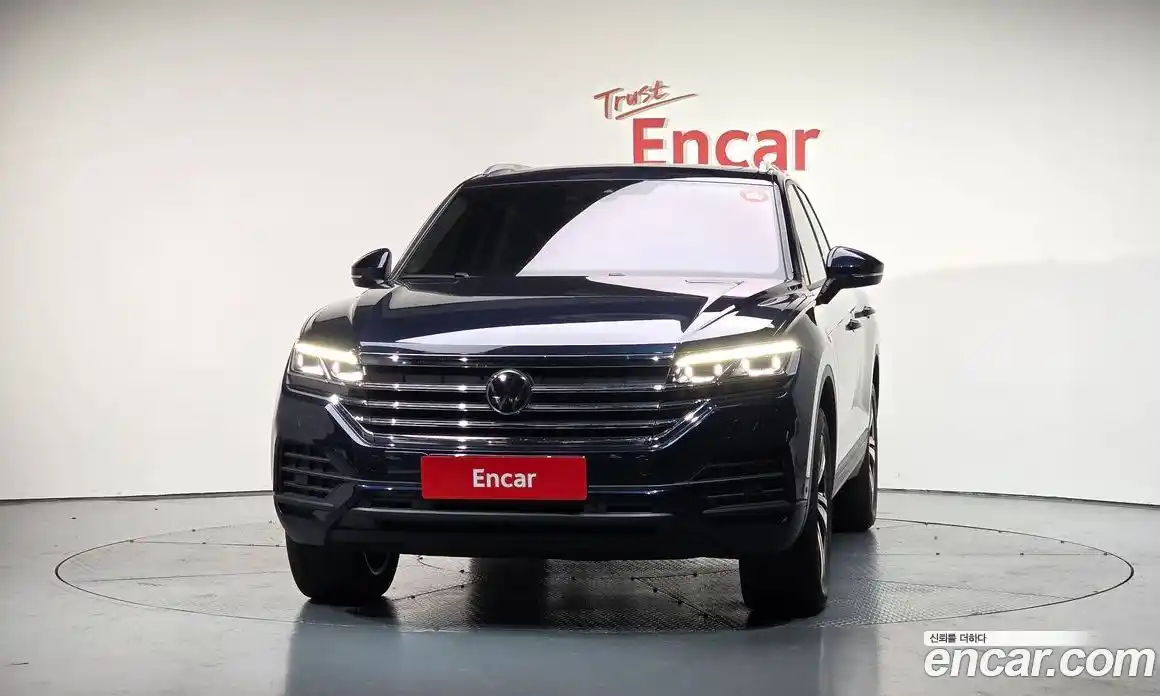 Volkswagen Touareg 2023 3.0 Автомат в Москве № 199067, фото 17