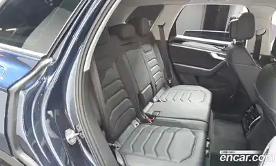 Volkswagen Touareg 2023 3.0 Автомат в Москве № 199067, миниатюра 3