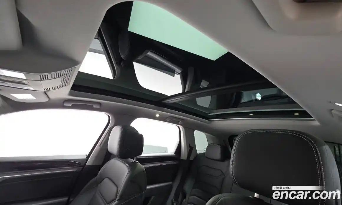 Volkswagen Touareg 2023 3.0 Автомат в Москве № 199067, фото 7