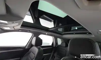 Volkswagen Touareg 2023 3.0 Автомат в Москве № 199067, миниатюра 7