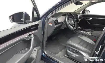 Volkswagen Touareg 2023 3.0 Автомат в Москве № 199067, миниатюра 10