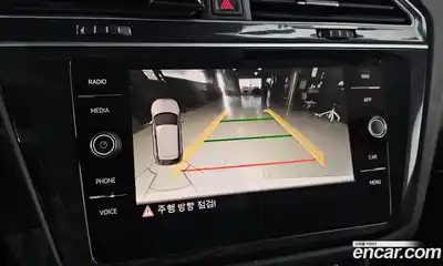 Volkswagen Tiguan 2020 2.0 Автомат в Москве № 199237, миниатюра 7