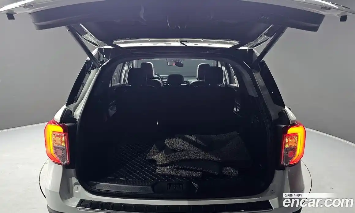 Ford Explorer 2021 2.3 Автомат в Москве № 199770, фото 20