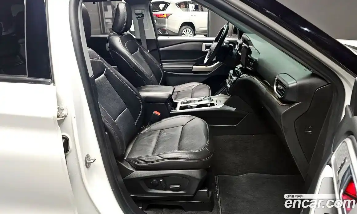 Ford Explorer 2021 2.3 Автомат в Москве № 199770, фото 10