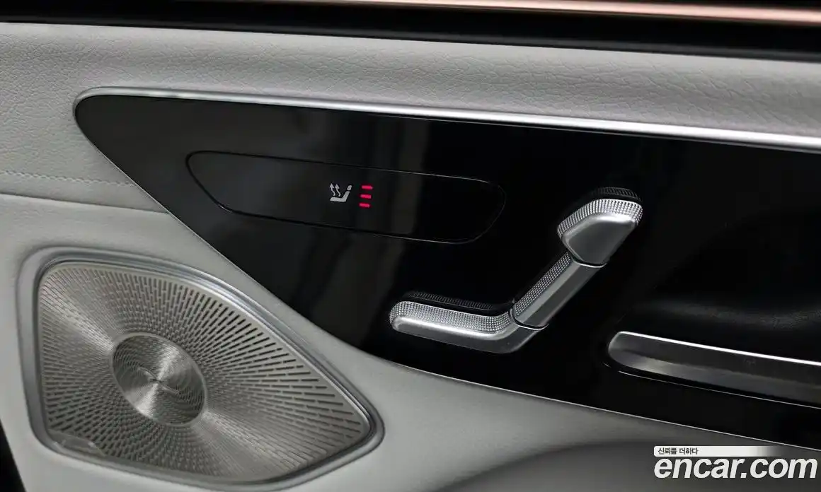 Mercedes-Benz EQS 2023 0.3 Автомат в Москве № 202252, фото 18