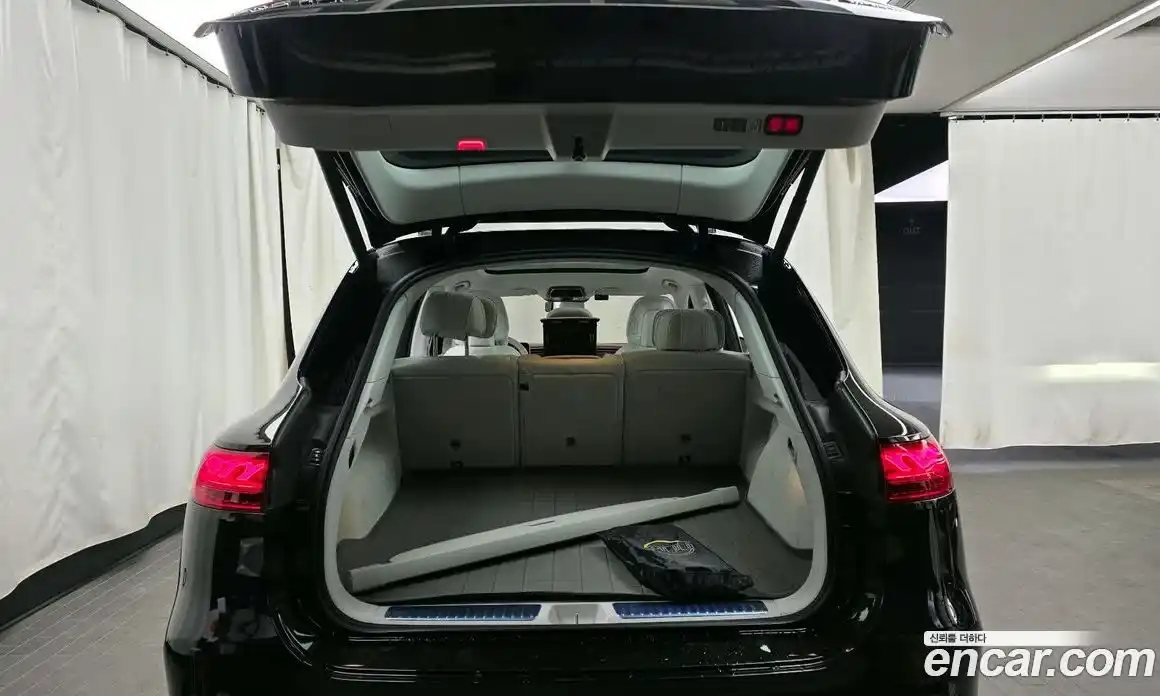 Mercedes-Benz EQS 2023 0.3 Автомат в Москве № 202252, фото 20