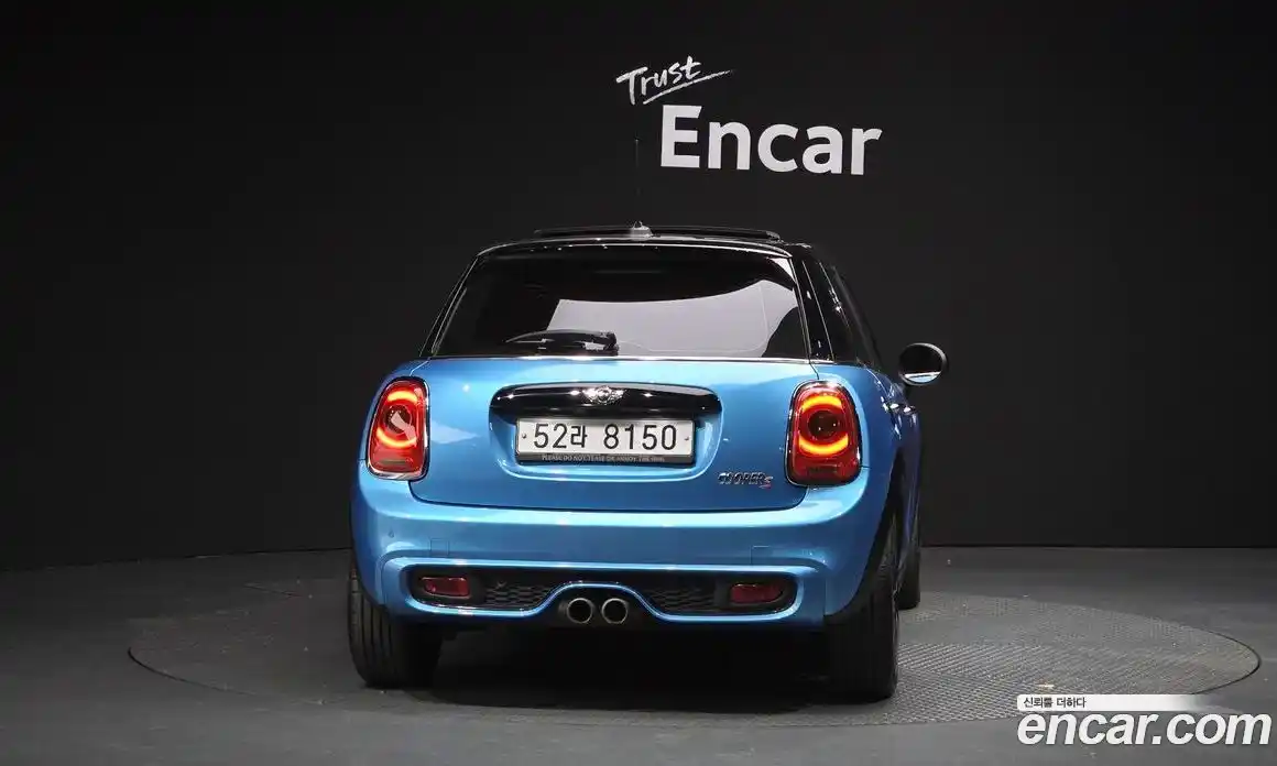 Mini Cooper 2018 2.0 Автомат в Москве № 207208, фото 18