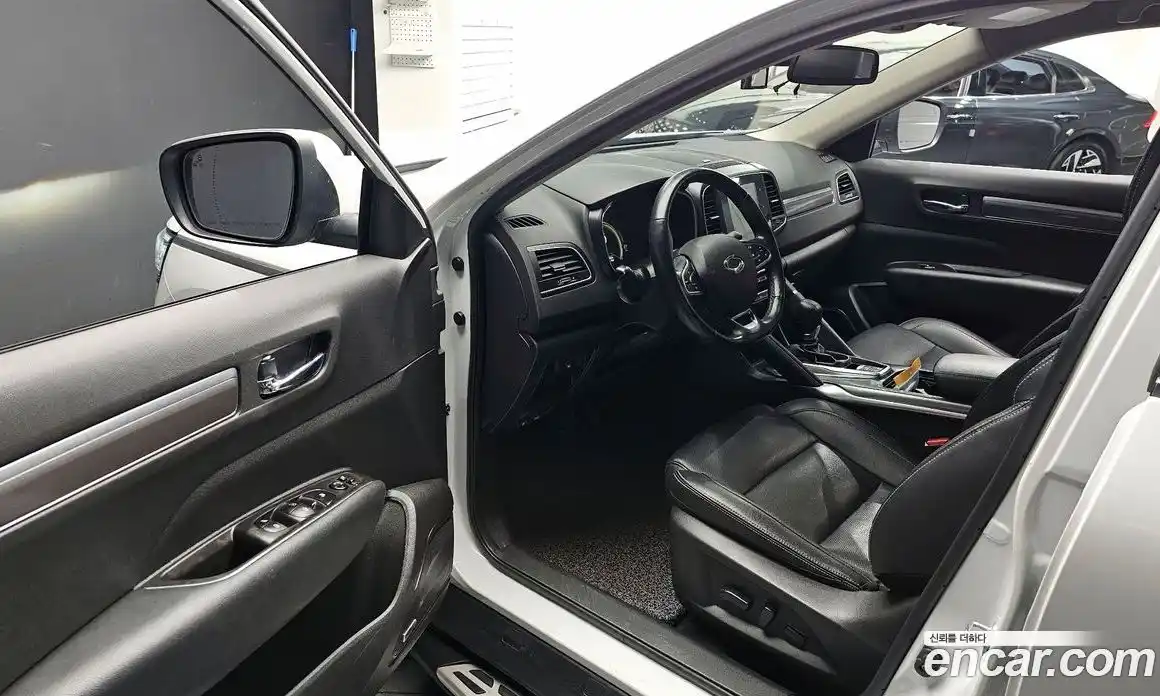 Renault QM6 2018 2.0 Автомат в Москве № 208814, фото 14