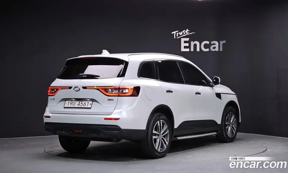 Renault QM6 2018 2.0 Автомат в Москве № 208814, фото 9