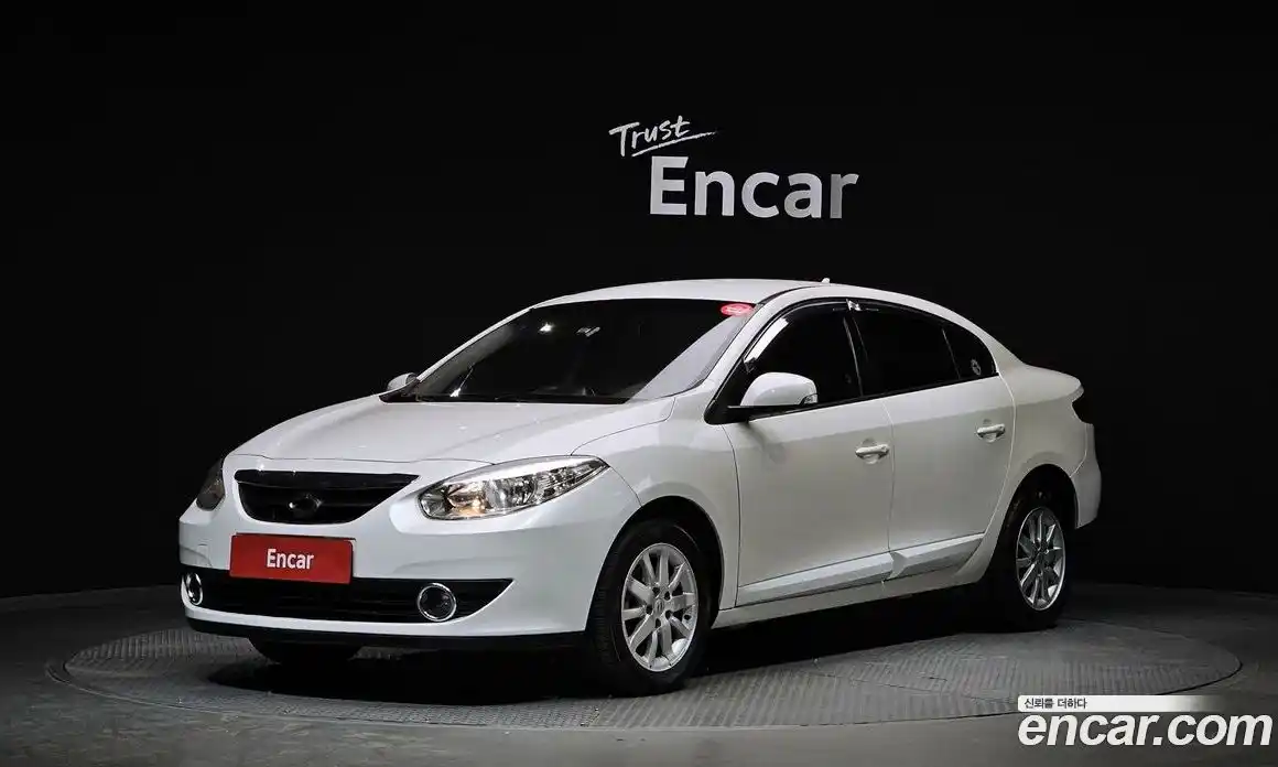 Renault SM3 2010 1.6 Автомат в Москве № 208989, фото 1