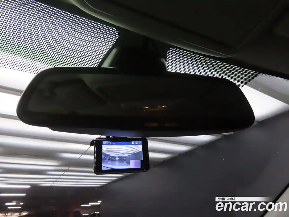 Renault SM3 2016 1.6 Автомат в Москве № 210038, фото 12