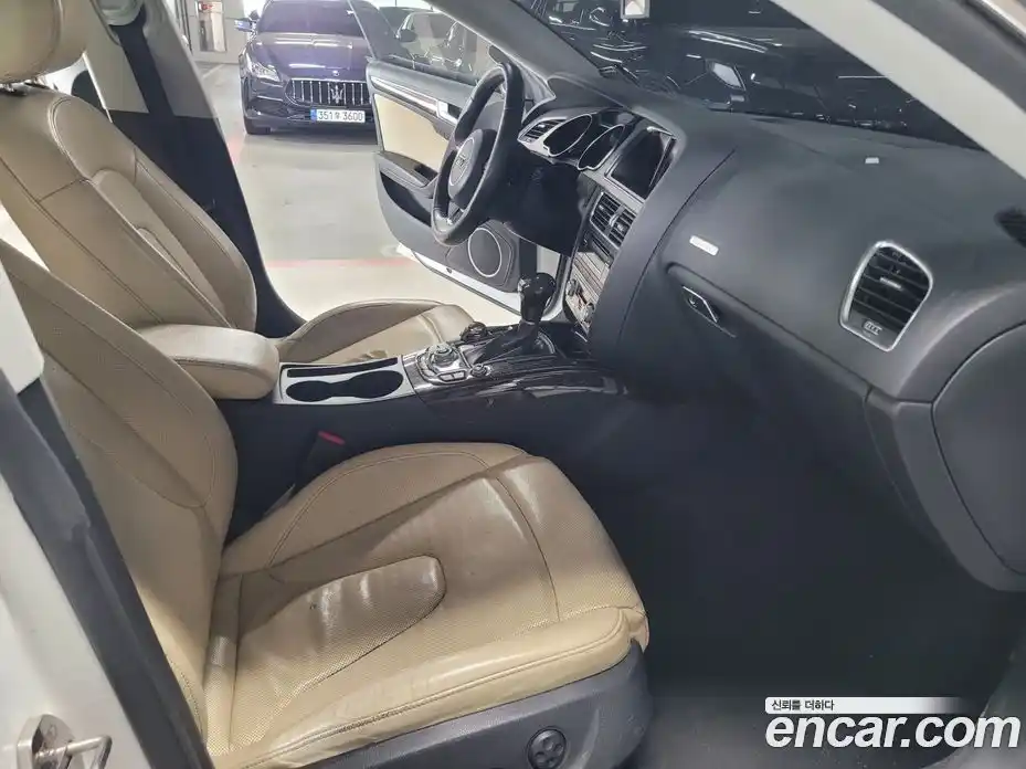 Audi A5 2013 2.0 Автомат в Москве № 212738, фото 12