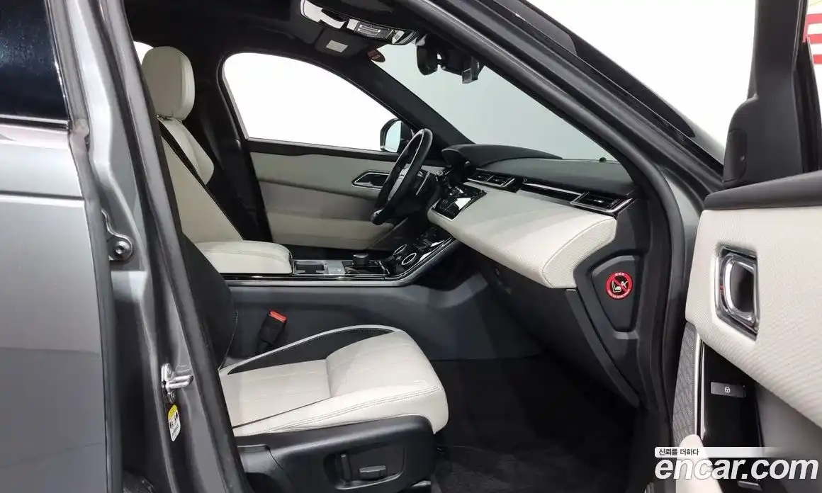 Land Rover Range-Rover Velar 2018 3.0 Автомат в Москве № 213530, фото 13