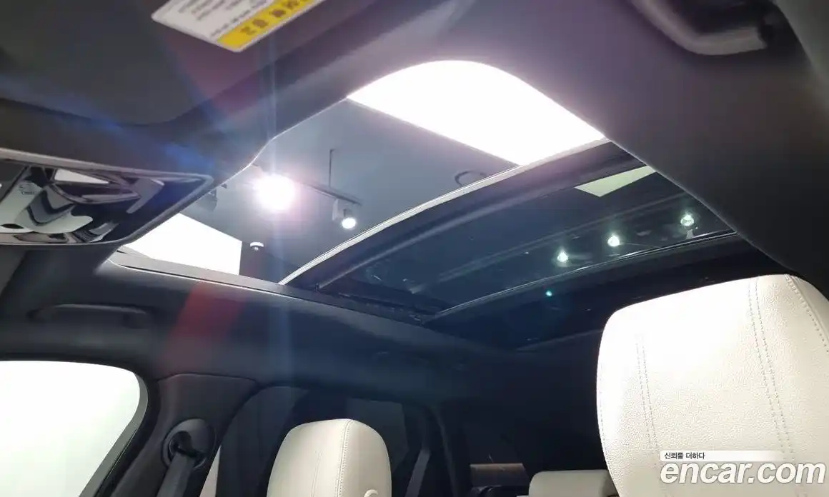 Land Rover Range-Rover Velar 2018 3.0 Автомат в Москве № 213530, фото 3