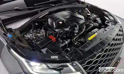 Land Rover Range-Rover Velar 2018 3.0 Автомат в Москве № 213530, миниатюра 4