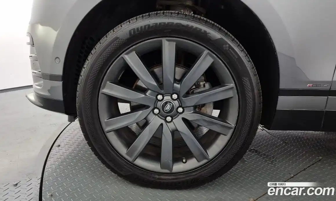 Land Rover Range-Rover Velar 2018 3.0 Автомат в Москве № 213530, фото 9