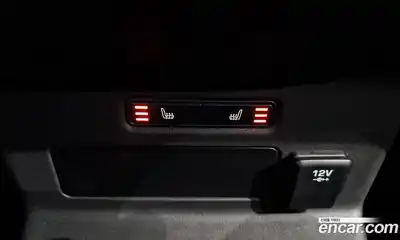 Land Rover Range-Rover Velar 2018 3.0 Автомат в Москве № 213530, миниатюра 10