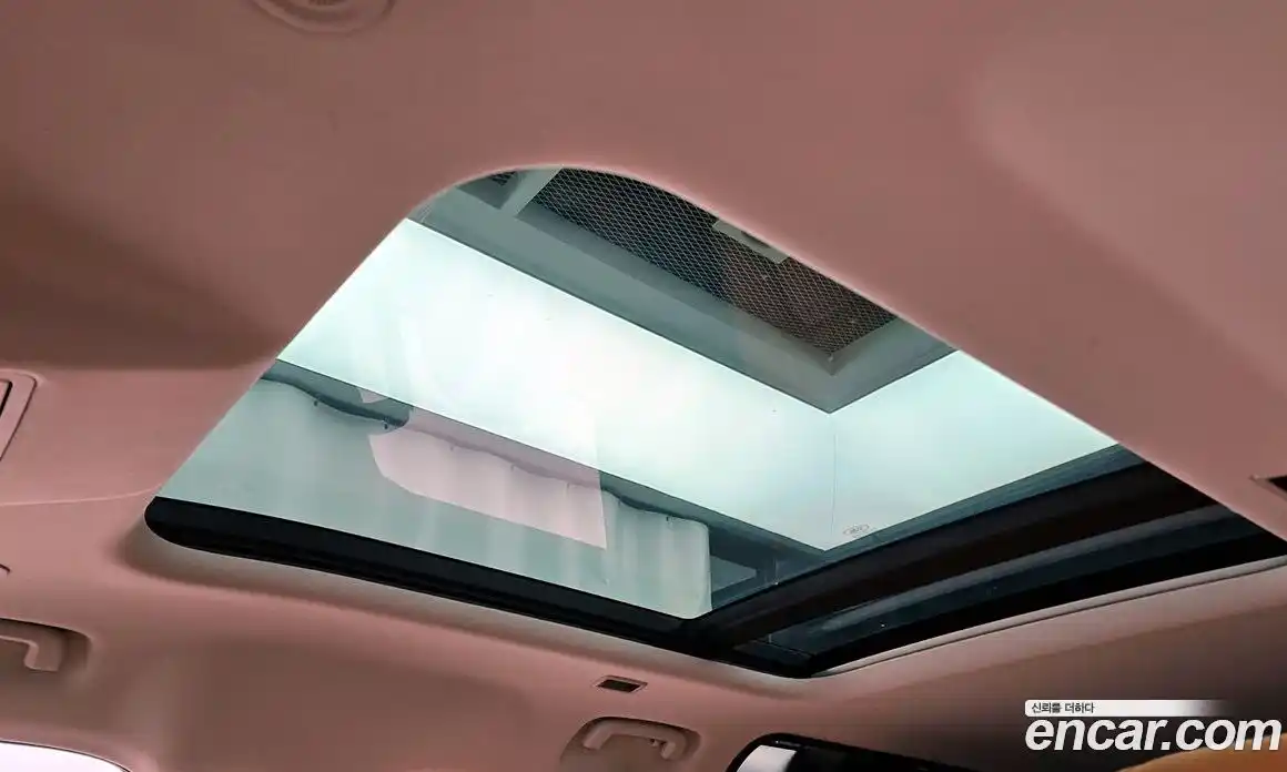 Land Rover Defender 2023 3.0 Автомат в Москве № 213575, фото 19