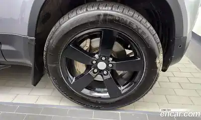 Land Rover Defender 2023 3.0 Автомат в Москве № 213575, миниатюра 5