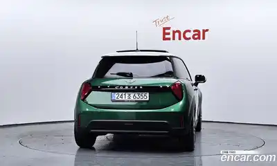 Mini Cooper 2025 2.0 Автомат в Москве № 213927, миниатюра 4