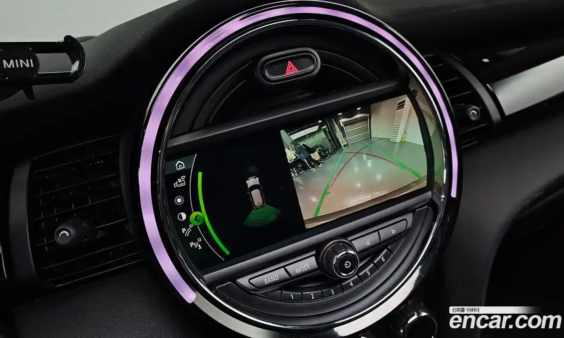 Mini Cooper 2019 1.5 Автомат в Москве № 214280, фото 12