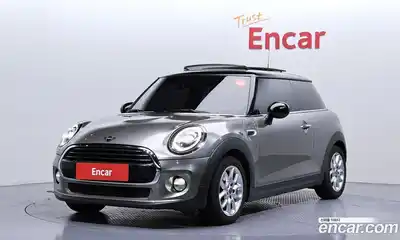 Mini Cooper 2019 1.5 Автомат в Москве № 214280, миниатюра 4