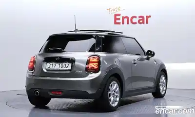Mini Cooper 2019 1.5 Автомат в Москве № 214280, миниатюра 6