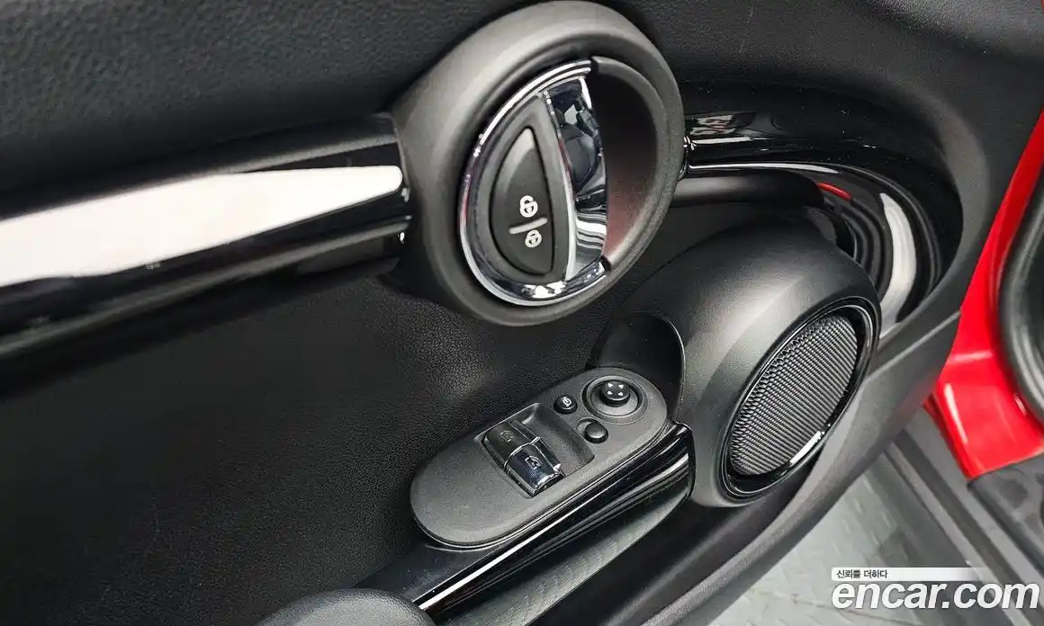 Mini Cooper 2019 1.5 Автомат в Москве № 214280, фото 10