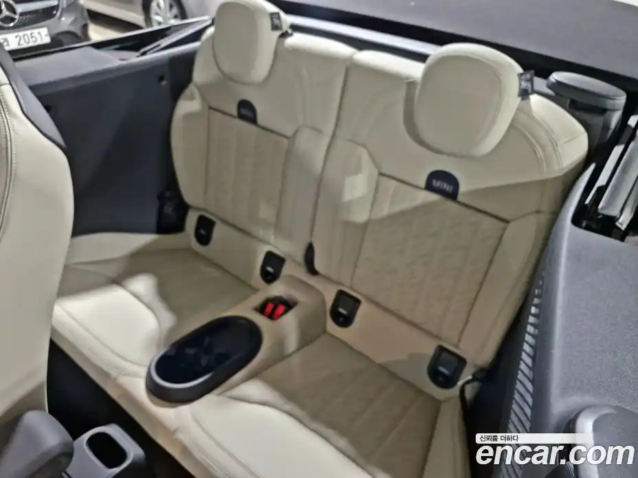 Mini Cooper Convertible 2026 2.0 Автомат в Москве № 214409, фото 15