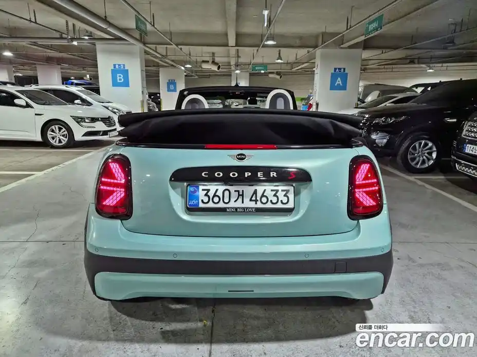 Mini Cooper Convertible 2026 2.0 Автомат в Москве № 214409, фото 4