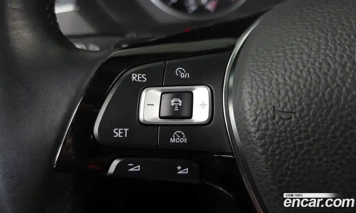 Volkswagen Tiguan 2018 2.0 Автомат в Москве № 215262, фото 18