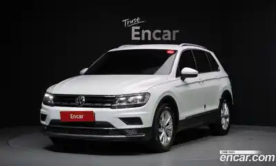 Volkswagen Tiguan 2018 2.0 Автомат в Москве № 215262, миниатюра 8