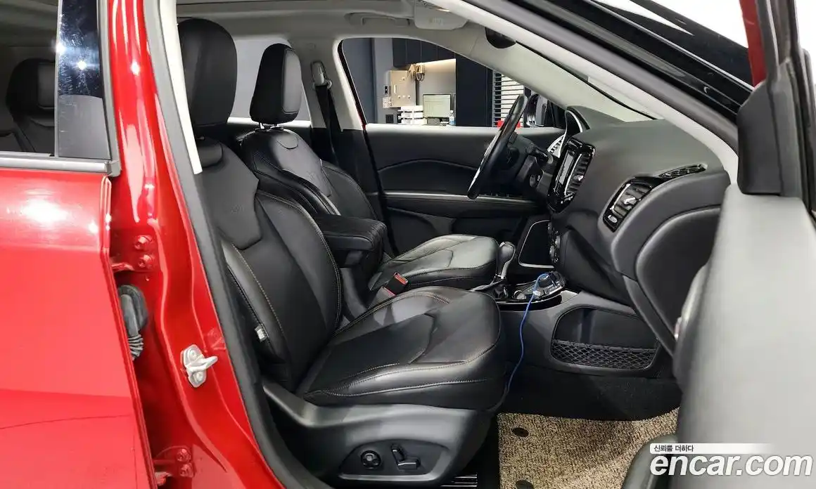 Jeep Compass 2020 2.4 Автомат в Москве № 215497, фото 18