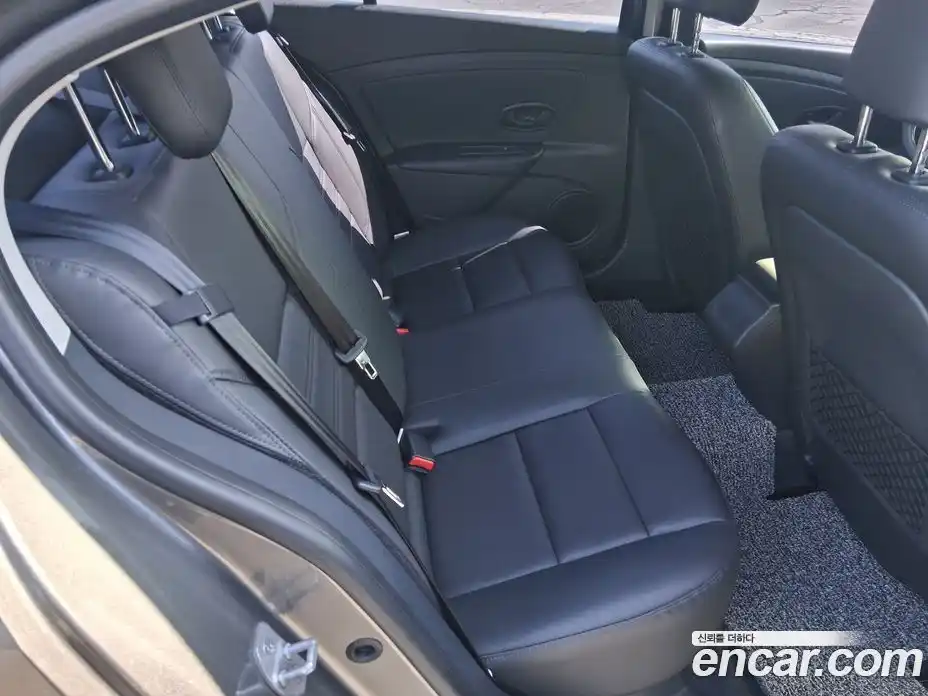 Renault SM3 2019 1.6 Автомат в Москве № 220998, фото 14