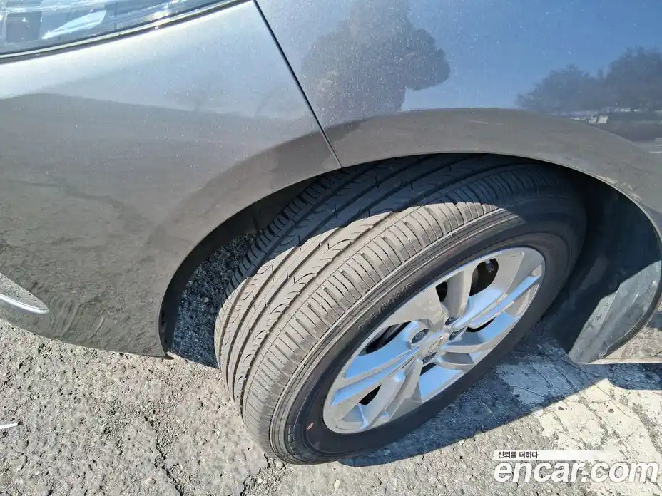 Renault SM3 2019 1.6 Автомат в Москве № 220998, фото 19