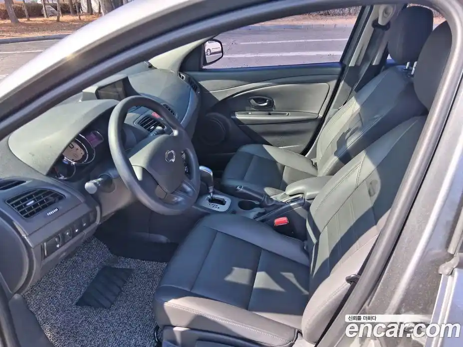 Renault SM3 2019 1.6 Автомат в Москве № 220998, фото 6