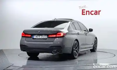 BMW 5-Series 2022 2.0 Автомат в Москве № 227726, миниатюра 2