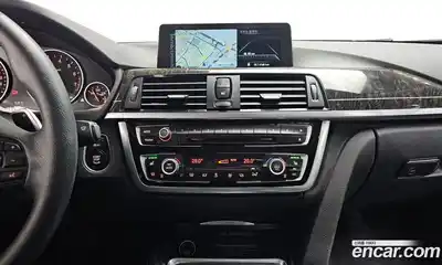 BMW 4-Series 2015 2.0 Автомат в Москве № 229073, миниатюра 9