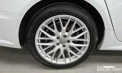 Audi A6 2018 2.0 Автомат в Москве № 230062, миниатюра 5