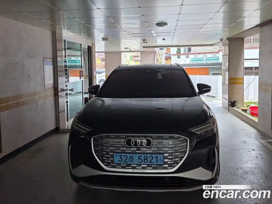 Audi Q4 e-tron 2023 Автомат в Москве № 230301, фото 1