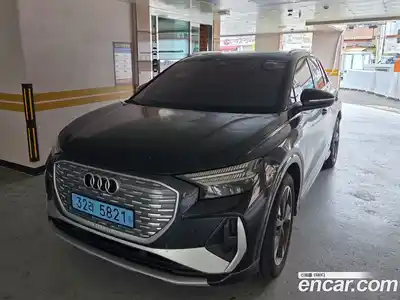Audi Q4 e-tron 2023 Автомат в Москве № 230301, миниатюра 2