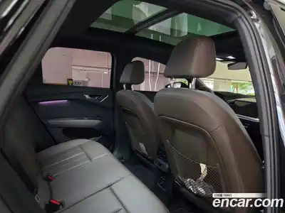 Audi Q4 e-tron 2023 Автомат в Москве № 230301, миниатюра 7