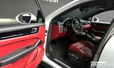 Porsche Cayenne 2021 3.0 Автомат в Москве № 230896, миниатюра 2